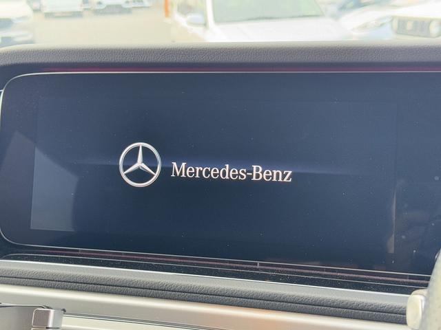 Gクラス G400d AMGライン ラグジュアリーPKG レーダーセーフティPKG 12.3インチナビ 全周囲モニター ブラックレザーシート 革巻きステア ACC パドルシフト LEDヘッド ETC スマートキー 背面タイヤ 純正AW(3枚目)