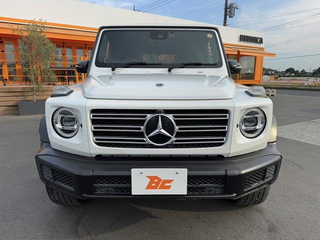 Gクラス G400d AMGライン ラグジュアリーPKG レーダーセーフティPKG 12.3インチナビ 全周囲モニター ブラックレザーシート 革巻きステア ACC パドルシフト LEDヘッド ETC スマートキー 背面タイヤ 純正AW(9枚目)