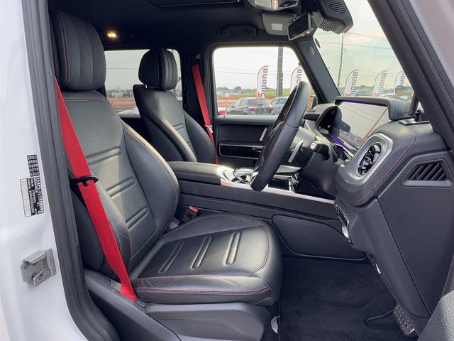 Gクラス G400d AMGライン ラグジュアリーPKG レーダーセーフティPKG 12.3インチナビ 全周囲モニター ブラックレザーシート 革巻きステア ACC パドルシフト LEDヘッド ETC スマートキー 背面タイヤ 純正AW(16枚目)