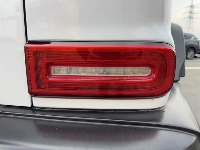 Gクラス G400d AMGライン ラグジュアリーPKG レーダーセーフティPKG 12.3インチナビ 全周囲モニター ブラックレザーシート 革巻きステア ACC パドルシフト LEDヘッド ETC スマートキー 背面タイヤ 純正AW(36枚目)