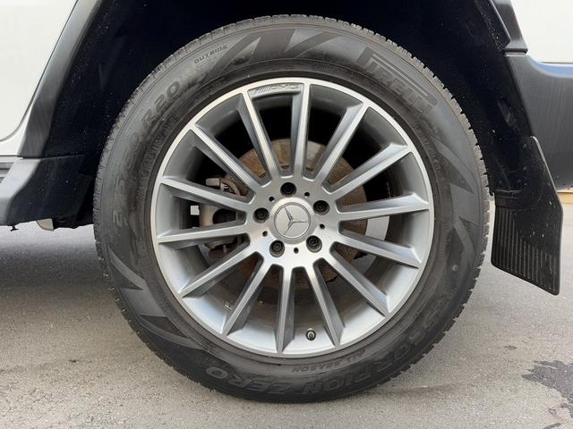 Gクラス G400d AMGライン ラグジュアリーPKG レーダーセーフティPKG 12.3インチナビ 全周囲モニター ブラックレザーシート 革巻きステア ACC パドルシフト LEDヘッド ETC スマートキー 背面タイヤ 純正AW(43枚目)