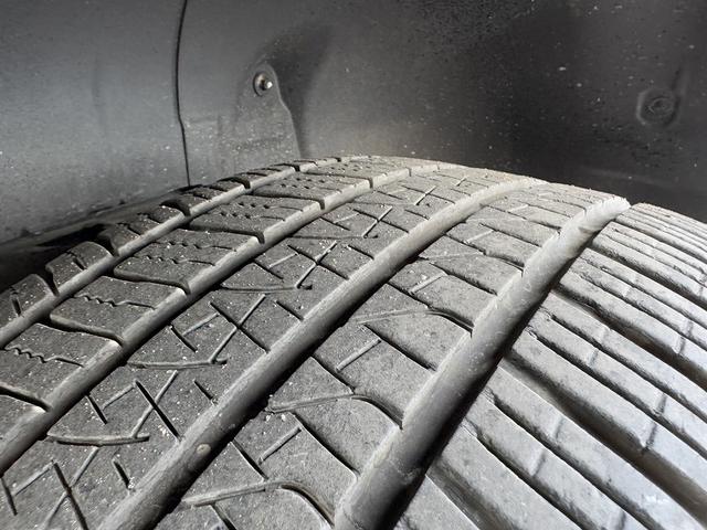 Gクラス G400d AMGライン ラグジュアリーPKG レーダーセーフティPKG 12.3インチナビ 全周囲モニター ブラックレザーシート 革巻きステア ACC パドルシフト LEDヘッド ETC スマートキー 背面タイヤ 純正AW(44枚目)