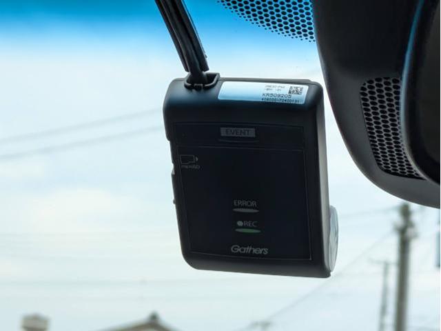 フィットハイブリッド Ｌ　ホンダセンシング　ナビ　ＴＶ　Ｂカメラ　Ｂｌｕｅｔｏｏｔｈ接続　ドライブレコーダーＬＥＤヘッドランプ　レーンアシスト　スマートキー　ＥＴＣ　アダプティブクルーズコントロール（13枚目）