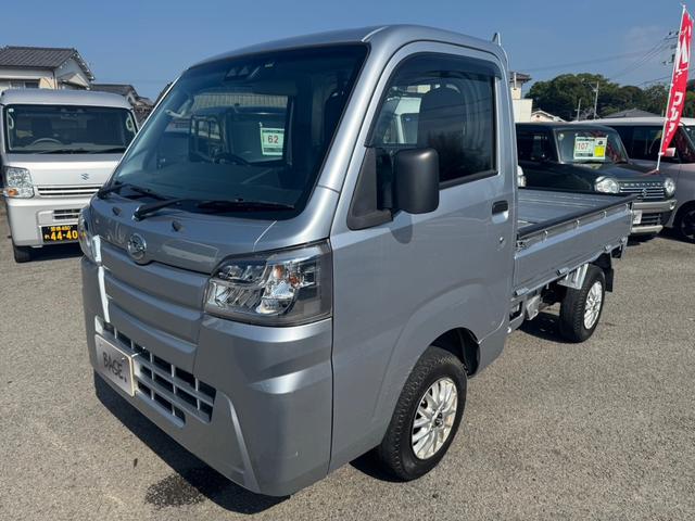ハイゼットトラック スタンダードＳＡＩＩＩｔ　ＡＴ　４ＷＤ　シートカバー　社外ＡＷ　社外オーディオ（3枚目）