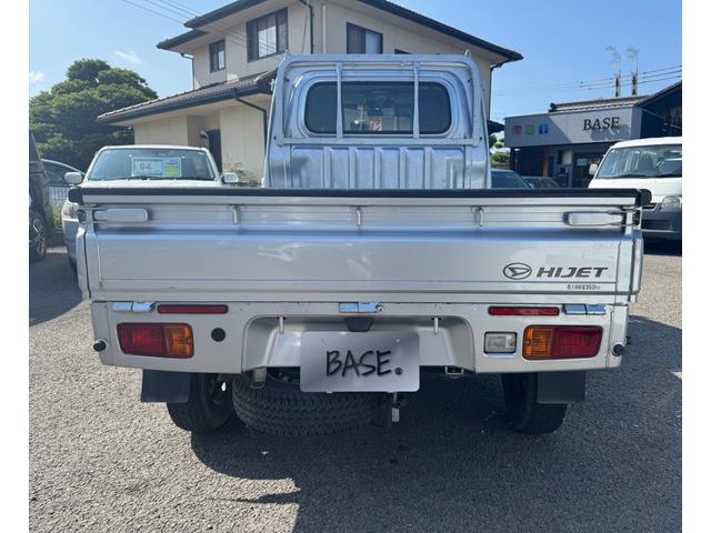 ハイゼットトラック スタンダードＳＡＩＩＩｔ　ＡＴ　４ＷＤ　シートカバー　社外ＡＷ　社外オーディオ（7枚目）