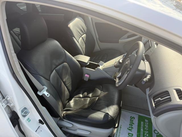 プリウス Sツーリングセレクション 社外ナビ バックカメラ ETC シートカバー(9枚目)