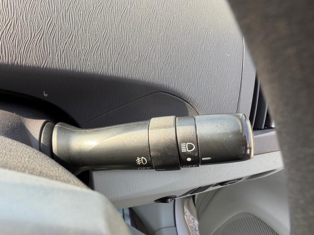 プリウス Sツーリングセレクション 社外ナビ バックカメラ ETC シートカバー(29枚目)