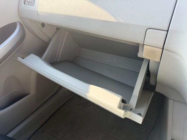 プリウス Sツーリングセレクション 社外ナビ バックカメラ ETC シートカバー(35枚目)