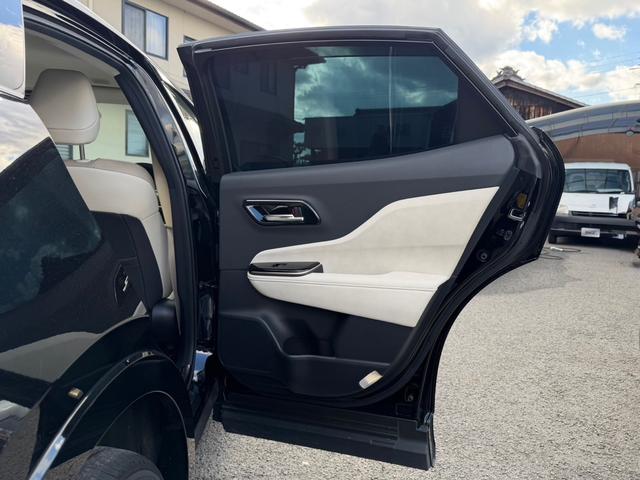 クラウンクロスオーバー Gアドバンスド・レザーパッケージ モデリスタフルエアロ デジタルインナーミラー 全方位モニター シートヒーター・クーラー ETC ドラレコ フルセグTV(17枚目)