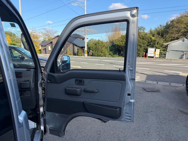 ハイゼットトラック ジャンボ 4WD 5MT 社外オーディオ キーレス(16枚目)