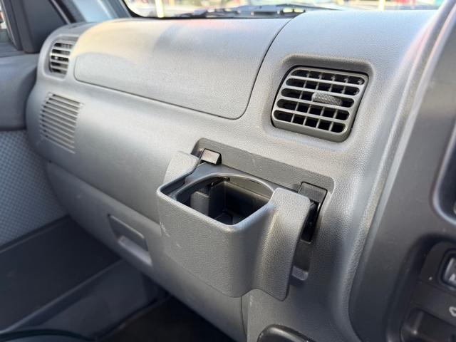 ハイゼットトラック ジャンボ 4WD 5MT 社外オーディオ キーレス(29枚目)