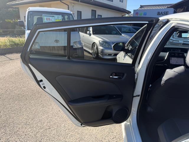 プリウス Aツーリングセレクション モデリスタフルエアロ モデリスタ17インチAW+REGNOタイヤ 純正9インチナビ バックカメラ(19枚目)