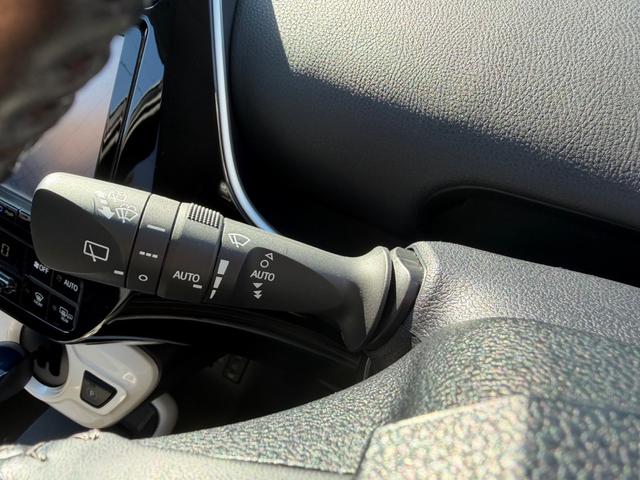 プリウス Aツーリングセレクション モデリスタフルエアロ モデリスタ17インチAW+REGNOタイヤ 純正9インチナビ バックカメラ(26枚目)