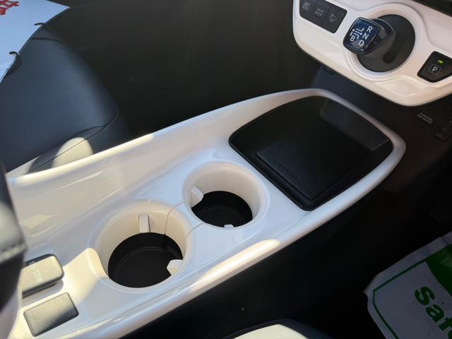 プリウス Aツーリングセレクション モデリスタフルエアロ モデリスタ17インチAW+REGNOタイヤ 純正9インチナビ バックカメラ(42枚目)