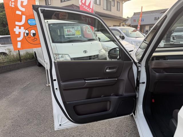 フリード Ｇ・ホンダセンシング　純正ＳＤナビ　純正ドラレコ前後　シートヒーター前席　両側電動スライドドア　バックカメラ　社外アルミホイール　ＥＴＣ（18枚目）