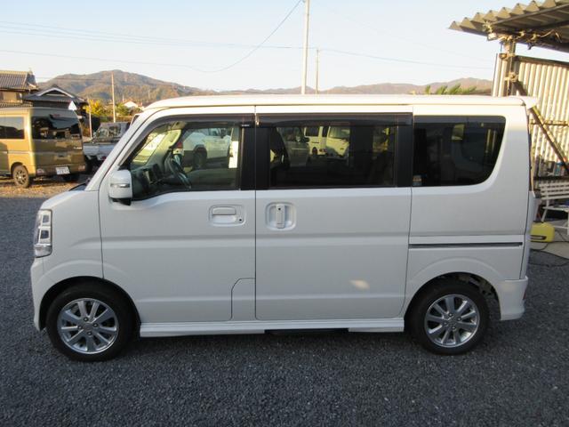 エブリイワゴン PZターボスペシャル 両側パワースライドドア フルセグナビ バックカメラ ETC オートステップ オートライト 衝突軽減 純正アルミ 純正マットバイザー スペアキー(3枚目)