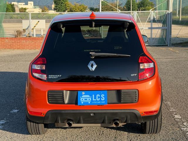 RENAULT TWINGO GT