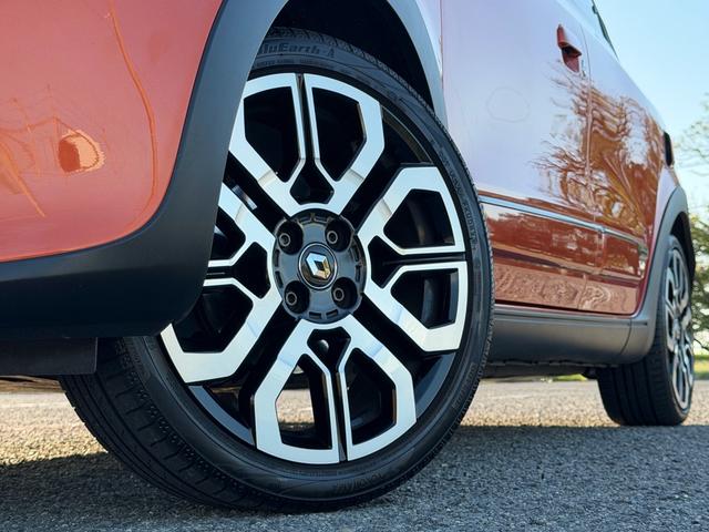 RENAULT TWINGO GT