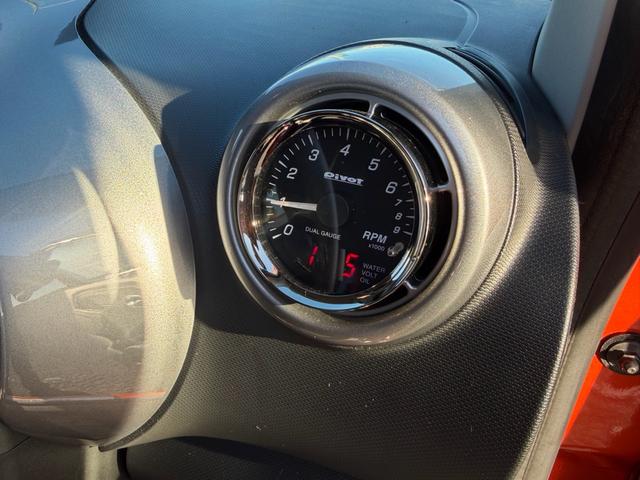 RENAULT TWINGO GT