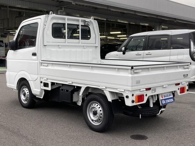 キャリイトラック KC AC・PS付 農繁 7型 趣味に農作業に、切替4WD♪ パートタイム4WD 農繁仕様 アオリ部と鳥居部の各フチにカバー付 荷台照明 FM・AMラジオ オートライト スズキセーフティーサポート ワンオーナ 衝突被害軽減S アイドリングストップ 横滑り防止機能(5枚目)