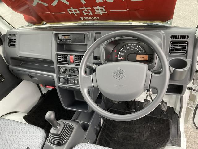 キャリイトラック KC AC・PS付 農繁 7型 趣味に農作業に、切替4WD♪ パートタイム4WD 農繁仕様 アオリ部と鳥居部の各フチにカバー付 荷台照明 FM・AMラジオ オートライト スズキセーフティーサポート ワンオーナ 衝突被害軽減S アイドリングストップ 横滑り防止機能(23枚目)