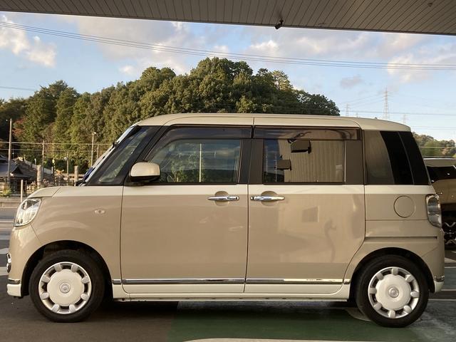 ムーヴキャンバス Ｘ－Ｌｔｄ　メイクアップ　ＳＡ２　大型ナビにカメラ♪　２ＷＤ　萌え度高め、かわいい内外装♪　後退時も安心、全方位モニタ付大型ナビ　ＥＴＣ　後席両側電動スライドドア　衝突軽減ブレーキ　オートライト　Ｂｌｕｅｔｏｏｔｈ　プッシュスタート　オートＡＣ　アイドリングＳ（4枚目）