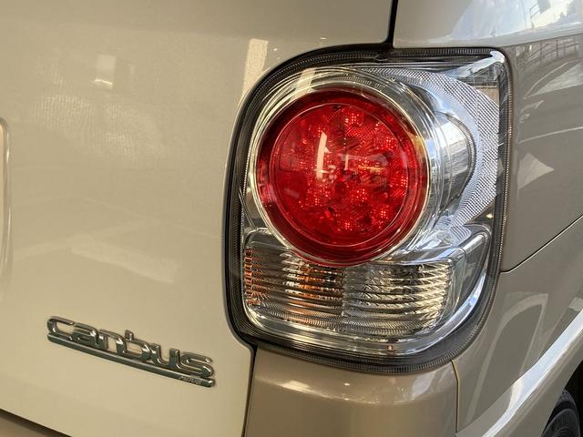 ムーヴキャンバス Ｘ－Ｌｔｄ　メイクアップ　ＳＡ２　大型ナビにカメラ♪　２ＷＤ　萌え度高め、かわいい内外装♪　後退時も安心、全方位モニタ付大型ナビ　ＥＴＣ　後席両側電動スライドドア　衝突軽減ブレーキ　オートライト　Ｂｌｕｅｔｏｏｔｈ　プッシュスタート　オートＡＣ　アイドリングＳ（8枚目）