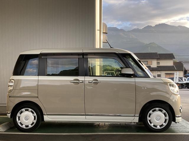 ムーヴキャンバス Ｘ－Ｌｔｄ　メイクアップ　ＳＡ２　大型ナビにカメラ♪　２ＷＤ　萌え度高め、かわいい内外装♪　後退時も安心、全方位モニタ付大型ナビ　ＥＴＣ　後席両側電動スライドドア　衝突軽減ブレーキ　オートライト　Ｂｌｕｅｔｏｏｔｈ　プッシュスタート　オートＡＣ　アイドリングＳ（9枚目）