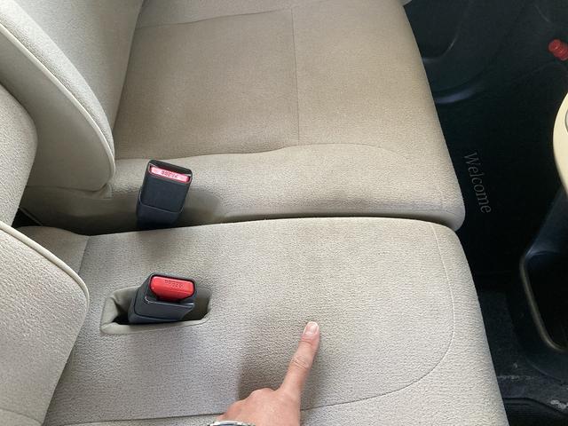 ムーヴキャンバス Ｘ－Ｌｔｄ　メイクアップ　ＳＡ２　大型ナビにカメラ♪　２ＷＤ　萌え度高め、かわいい内外装♪　後退時も安心、全方位モニタ付大型ナビ　ＥＴＣ　後席両側電動スライドドア　衝突軽減ブレーキ　オートライト　Ｂｌｕｅｔｏｏｔｈ　プッシュスタート　オートＡＣ　アイドリングＳ（25枚目）