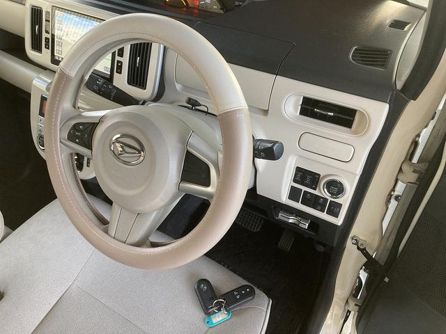 ムーヴキャンバス Ｘ－Ｌｔｄ　メイクアップ　ＳＡ２　大型ナビにカメラ♪　２ＷＤ　萌え度高め、かわいい内外装♪　後退時も安心、全方位モニタ付大型ナビ　ＥＴＣ　後席両側電動スライドドア　衝突軽減ブレーキ　オートライト　Ｂｌｕｅｔｏｏｔｈ　プッシュスタート　オートＡＣ　アイドリングＳ（49枚目）