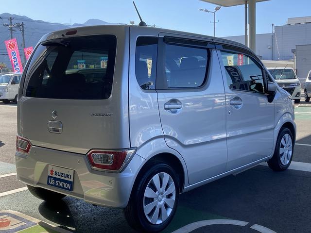 ワゴンＲ ＦＡ　２型　手入れがしやすいシルバーカラー♪　純正ラジオ＆ＣＤプレーヤー　ＥＴＣ車載器　衝突被害軽減システム　衝突安全ボディ　盗難防止システム　オートライト（7枚目）