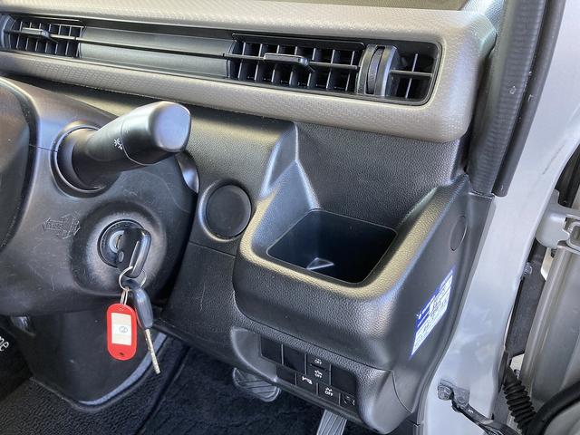 ワゴンＲ ＦＡ　２型　手入れがしやすいシルバーカラー♪　純正ラジオ＆ＣＤプレーヤー　ＥＴＣ車載器　衝突被害軽減システム　衝突安全ボディ　盗難防止システム　オートライト（57枚目）