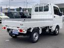 キャリイトラック KC AC・PS付 農繁 7型 趣味に農作業に、切替4WD♪ パートタイム4WD 農繁仕様 アオリ部と鳥居部の各フチにカバー付 荷台照明 FM・AMラジオ オートライト スズキセーフティーサポート ワンオーナ 衝突被害軽減S アイドリングストップ 横滑り防止機能(7枚目)