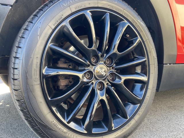 MINI クーパー クラブマン ブレイジングレッドM 純正HDDナビ コンフォートアクセス 純正OP17ブラックAW ルームミラー一体型ETC ドラレコ ☆カープレミア☆ブロンズ半年保証(29枚目)