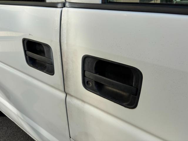 当店のお車をご覧いただきましてありがとうございます。お車についてのご質問やお見積りのご依頼、ご購入にあたってのご相談などお気軽にお問い合わせ下さい！