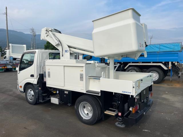 デュトロ 高所作業車 9.9m(5枚目)