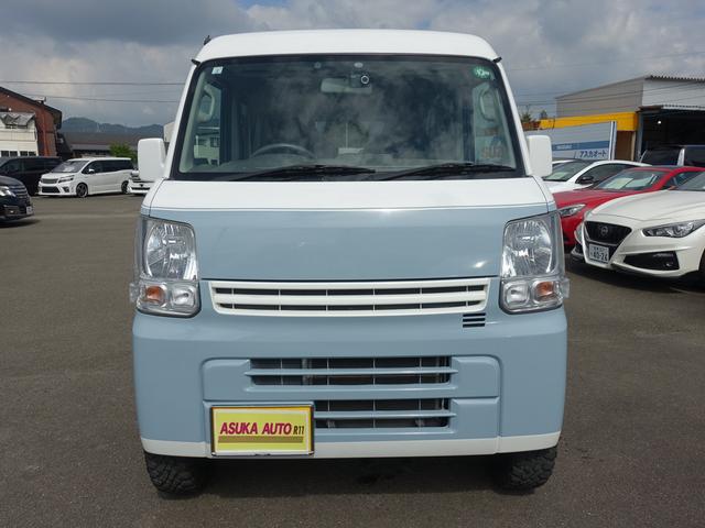 ＮＶ１００クリッパーバン ＤＸ　ＧＬパッケージ　キャンピング仕様車　シンク　ベッドキット　ポータブル電源　ソーラーパネル　リフトアップ　ＸＴＲＥＭＥ－Ｊ１４ＡＷ　マッドタイヤ　ナビＴＶ　２カメラドラレコ　ＥＴＣ　黒革調シートカバー（2枚目）