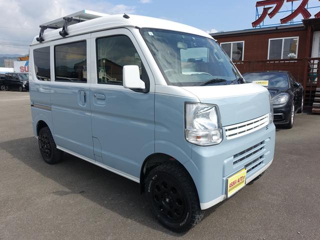ＮＶ１００クリッパーバン ＤＸ　ＧＬパッケージ　キャンピング仕様車　シンク　ベッドキット　ポータブル電源　ソーラーパネル　リフトアップ　ＸＴＲＥＭＥ－Ｊ１４ＡＷ　マッドタイヤ　ナビＴＶ　２カメラドラレコ　ＥＴＣ　黒革調シートカバー（3枚目）