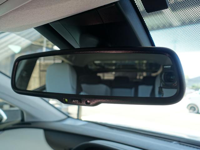 プリウス Ｓセーフティプラス　ＴＳＳ・白内装・ＬＥＤフォグ・ＥＴＣ・純正ナビ・Ｂｌｕｅｔｏｏｔｈ・ＴＶ・ＣＤ／ＳＤ再生・バックカメラ・クリアランスソナー・Ｃセンサー・衝突被害軽減ブレーキ・レーンアラート・フロアマット・スペアタイヤ（35枚目）