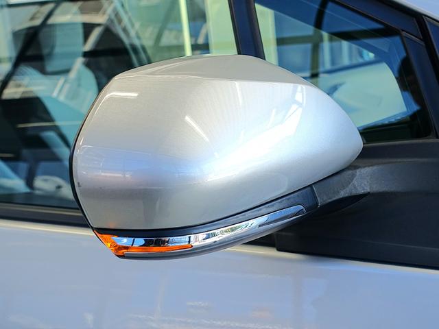 プリウス Ｓセーフティプラス　ＴＳＳ・白内装・ＬＥＤフォグ・ＥＴＣ・純正ナビ・Ｂｌｕｅｔｏｏｔｈ・ＴＶ・ＣＤ／ＳＤ再生・バックカメラ・クリアランスソナー・Ｃセンサー・衝突被害軽減ブレーキ・レーンアラート・フロアマット・スペアタイヤ（43枚目）