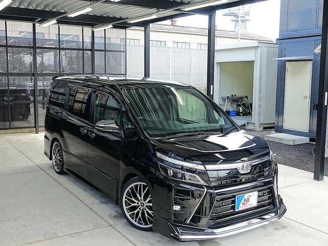 ヴォクシー ZS 煌II TSS・1オーナー・新品モデリスタ・新品車高調・新品19アルミホイール・新品タイヤ・カロッツェリア9型ナビ・ブルートゥース・TV・バックカメラ・ETC・両側パワスラ・クルコン・前後クリアランスソナー・(12枚目)