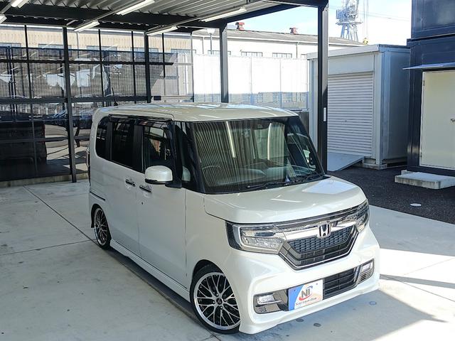 純正ギャザーズナビ！Ｂｌｕｅｔｏｏｔｈ！ブルートゥース！フルセグＴＶ！地デジ！ＣＤ／ＤＶＤ！ＵＳＢ・ＳＤ再生！ＡＭ／ＦＭラジオ！バックカメラ！ビルトインＥＴＣ！カロッツェリア前方録画ドライブレコーダー