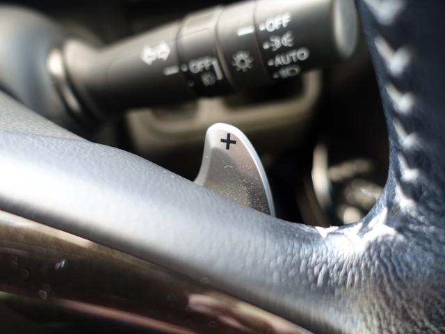 パドル操作でシフトアップ・ダウンが可能です！