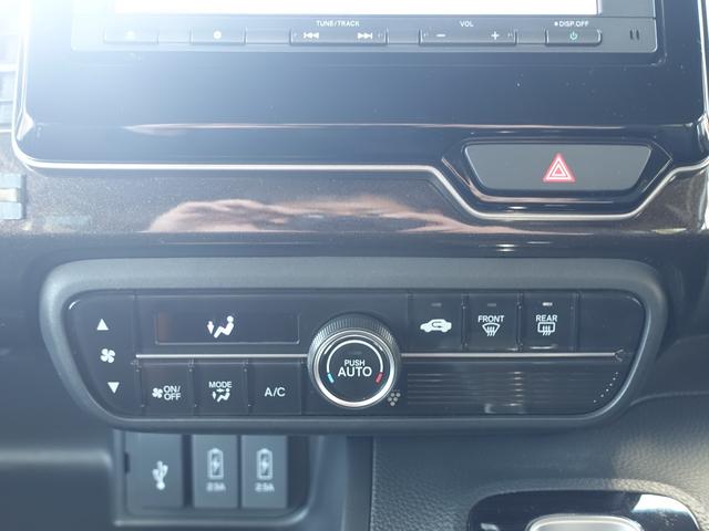 純正ギャザーズナビ！Ｂｌｕｅｔｏｏｔｈ！ブルートゥース！フルセグＴＶ！地デジ！ＣＤ／ＤＶＤ！ＵＳＢ・ＳＤ再生！ＡＭ／ＦＭラジオ！バックカメラ！ビルトインＥＴＣ！カロッツェリア前方録画ドライブレコーダー