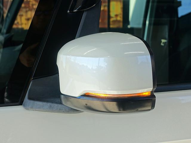 両側パワースライドドア！ハーフレザーシート！ホンダセンシング！車線逸脱防止警報！衝突軽減ブレーキ！横滑り防止装置！クルーズコントロール！パドルシフト！ＵＳＢポート！リアサンシェード！ＬＥＤルームランプ