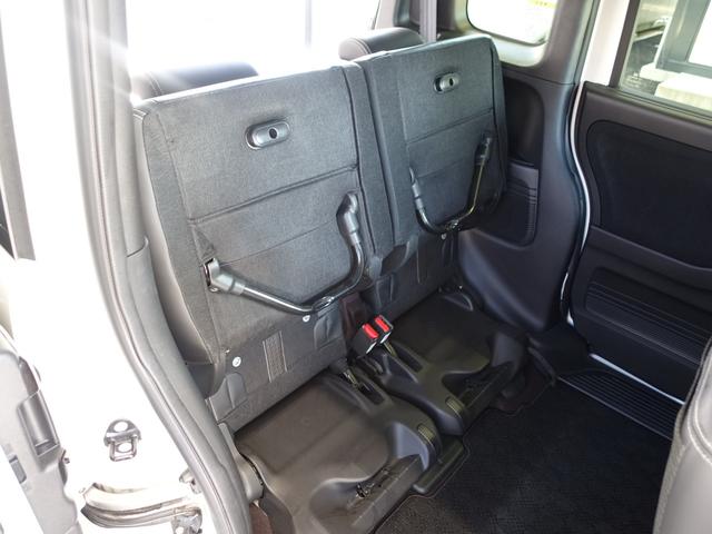 ２列目シートはチップアップ可能です！