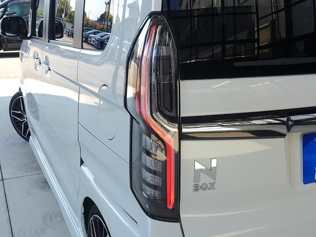 純正ＬＥＤテールランプ！