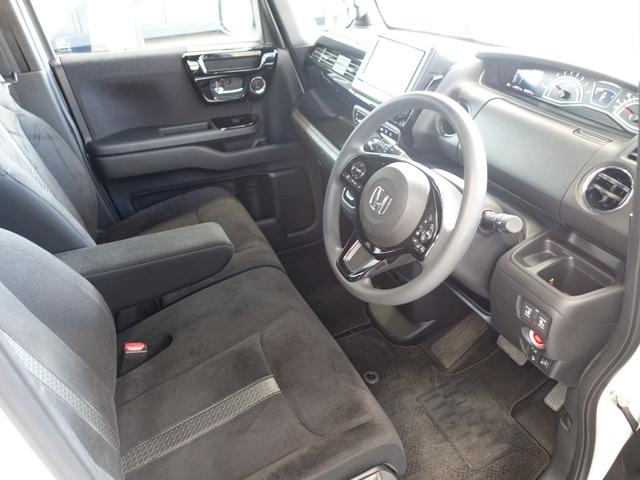 新品ＴＥＩＮ車高調！新品１６インチアルミホイール！新品タイヤ！ＬＥＤヘッドライト！ＬＥＤフォグランプ！ドアバイザー！ウィンカーミラー！ＬＥＤテールランプ！サイドスポイラー！リアスポイラー！両側パワスラ