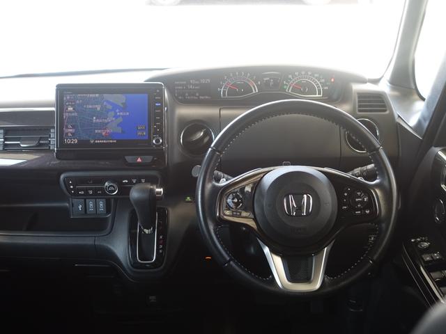 Ｎ－ＢＯＸカスタム Ｇ・Ｌターボホンダセンシング　新品１６ＡＷ・新品タイヤ・ハーフレザー・ＬＥＤフォグ・ＬＥＤヘッドランプ・両側パワースライドドア・純正８型ナビ・ブルートゥース・フルセグＴＶ・ＥＴＣ・ドライブレコーダー・パドルシフト・リアサンシェード（19枚目）