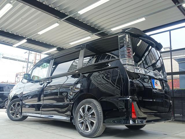 ヴォクシー ＺＳ　セーフティセンス・１オーナー・純正１６ＡＷ・ＥＣＬＩＰＳＥナビ・フリップダウンモニター・ブルートゥース・フルセグＴＶ・バックカメラ・ＥＴＣ・両側パワースライド・オートクルーズ・オートマチックハイビーム（14枚目）